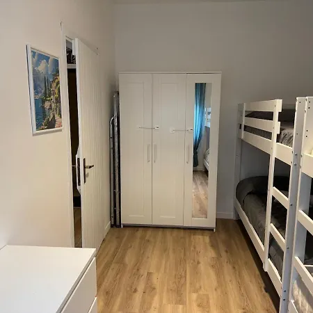 Garden House - 5 Minuti A Piedi Dall'orrido Lägenhet